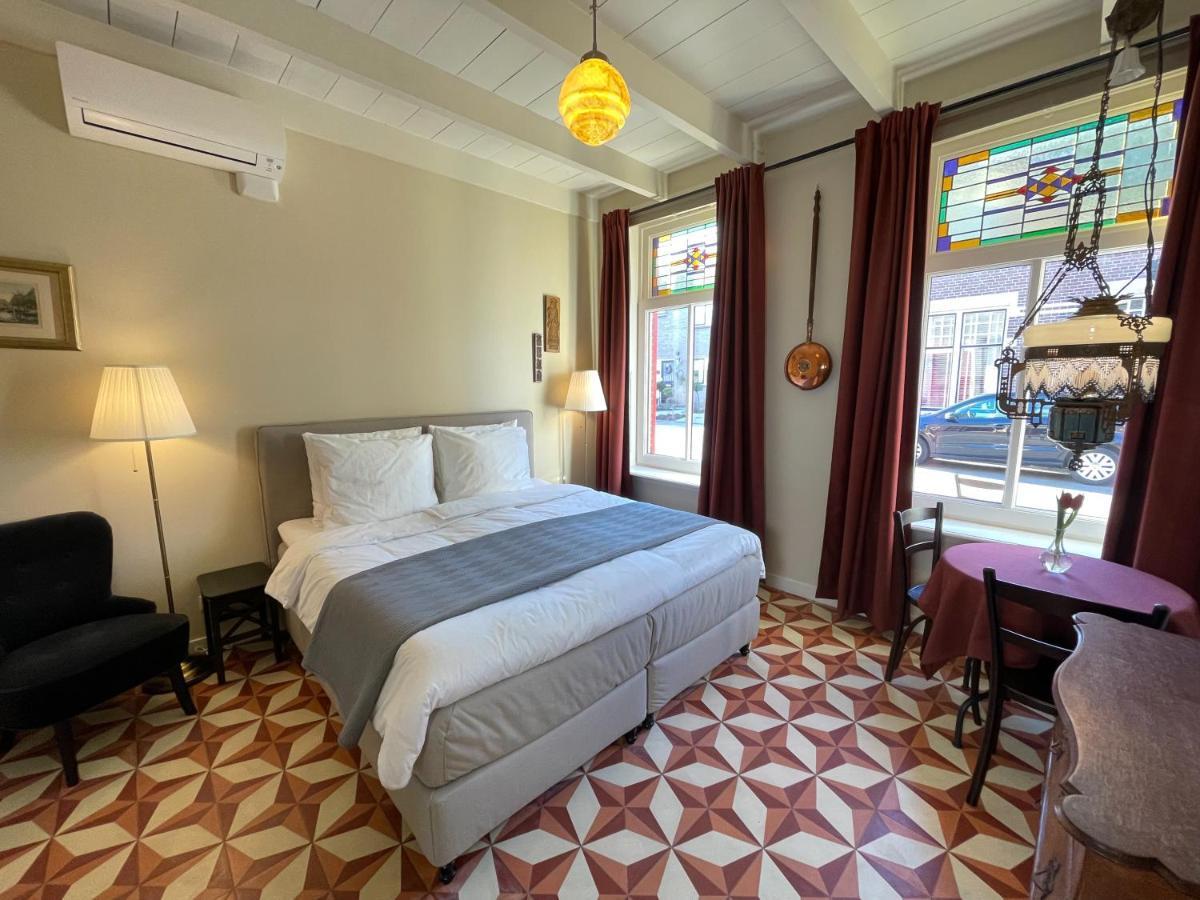 Bnb 'T Ambacht - Boutique Hotel Hendrik-Ido-Ambacht Екстериор снимка